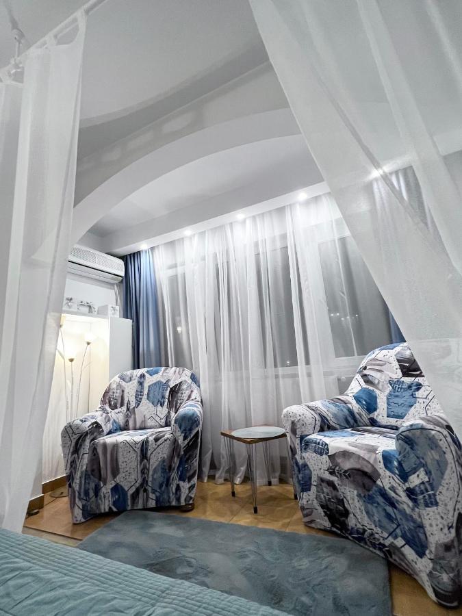 Intercontinental Apartment Bukares Bagian luar foto