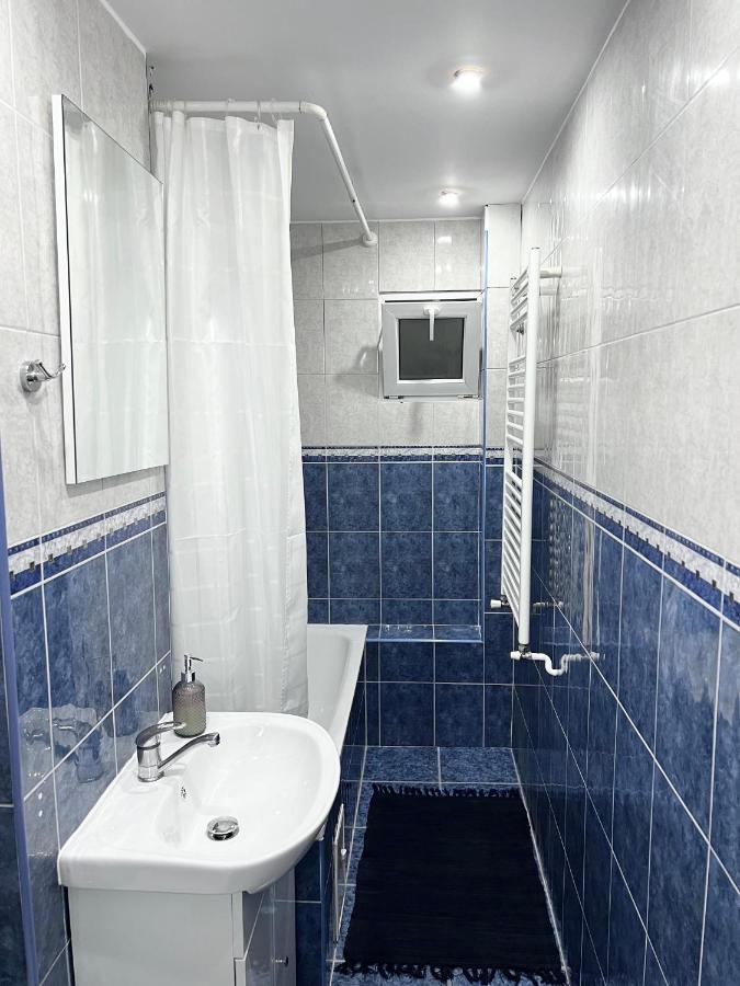 Intercontinental Apartment Bukares Bagian luar foto